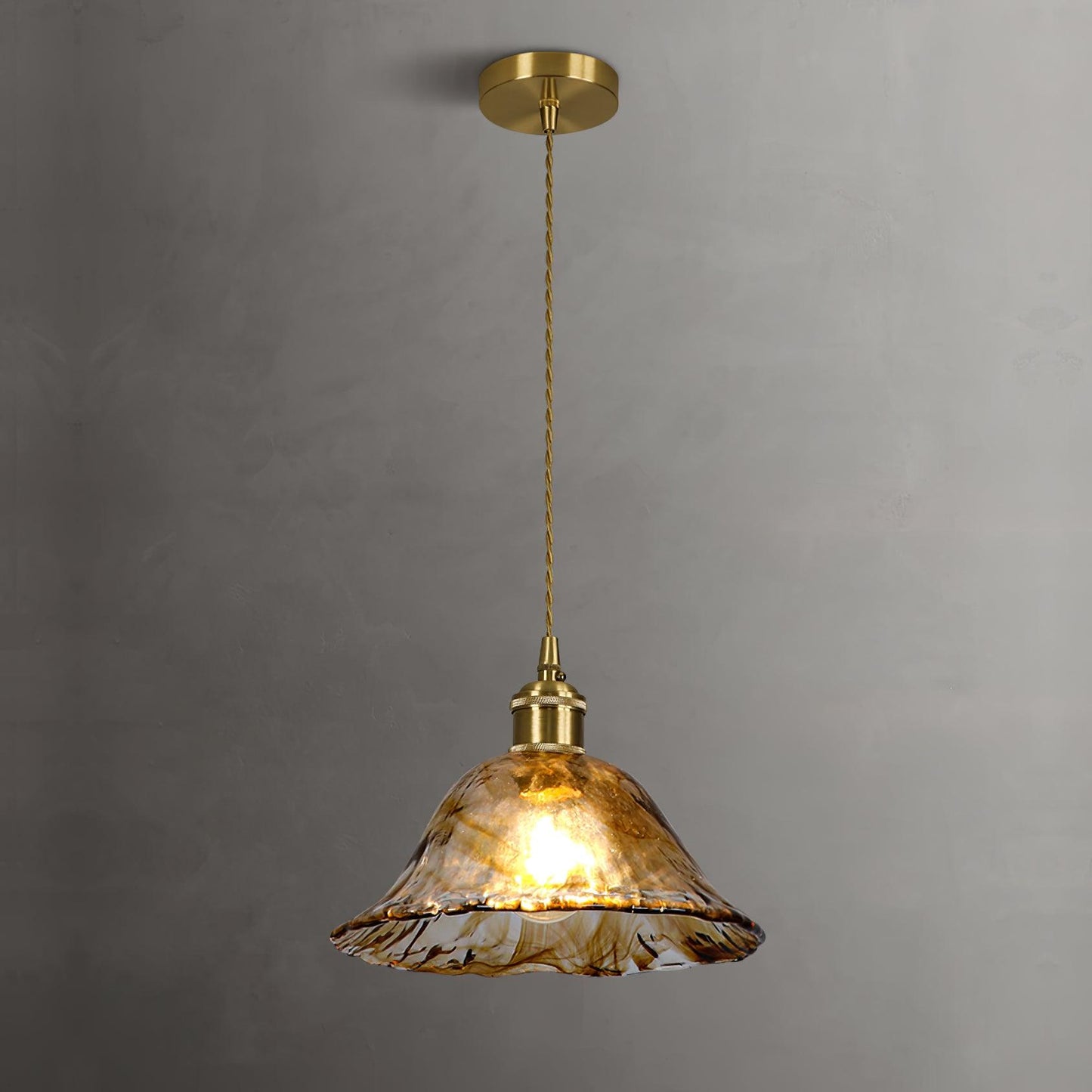 stijlvolle vintage bruine glazen hanglamp voor een warme ambiance