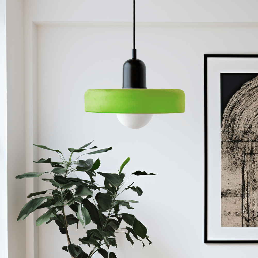 stijlvolle bauhaus hanglamp van elegante kleurige glas