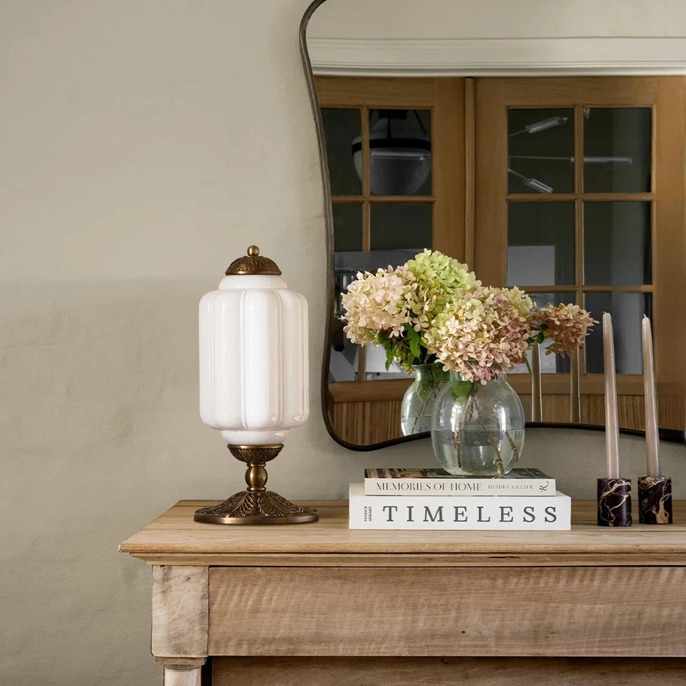 lumi eloise tafellamp in frans retro-stijl, crèmekleurig glas met structuur