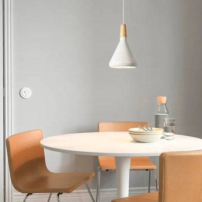 Elegante conische metalen hanglamp geïnspireerd op Franse macarons