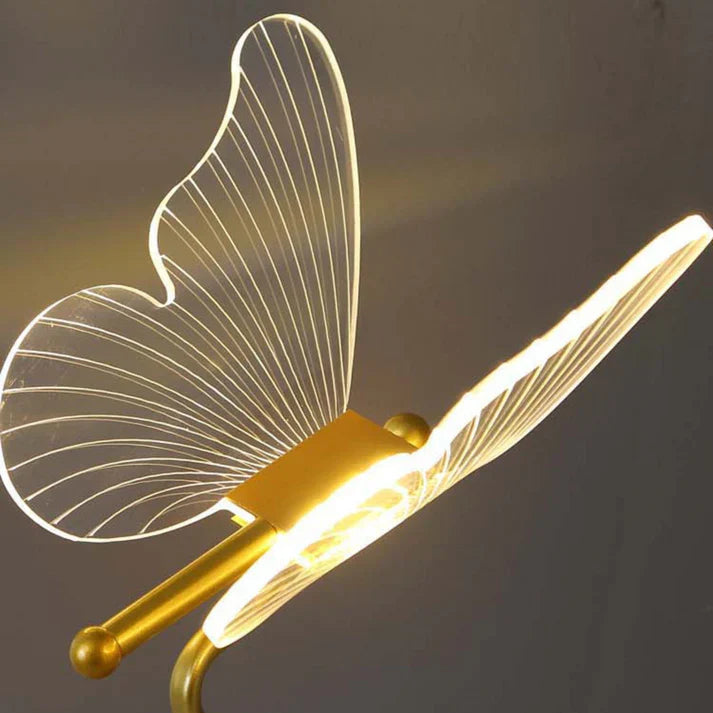 bedlampje met vlinderdesign
