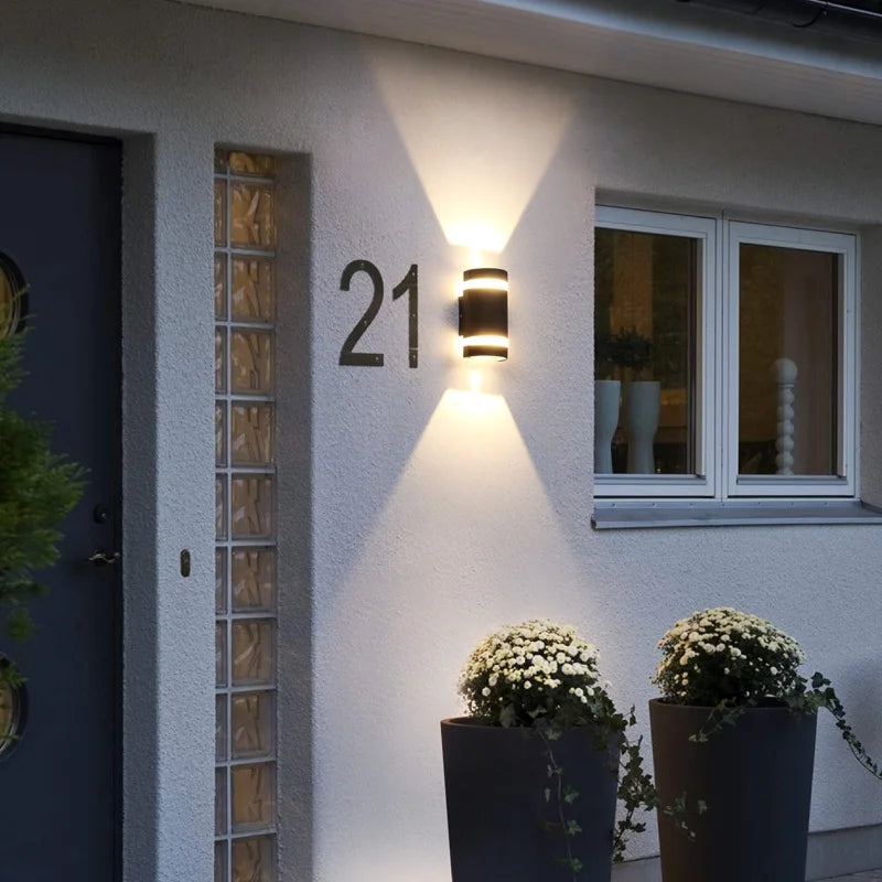 Zwarte cilindervormige LED buitenmuurverlichting