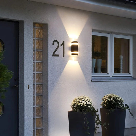 Zwarte cilindervormige LED buitenmuurverlichting