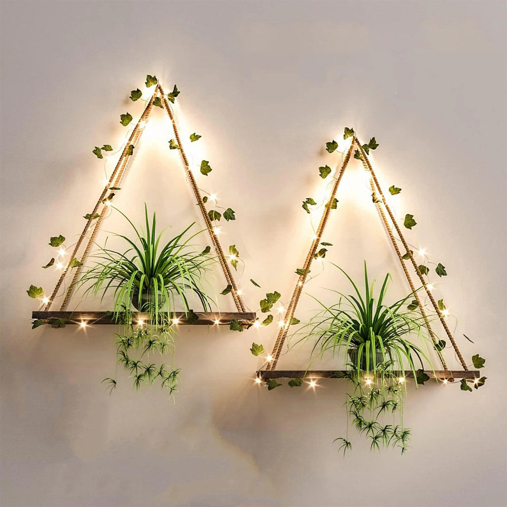 hangende planken met kunstklimop en led stripverlichting