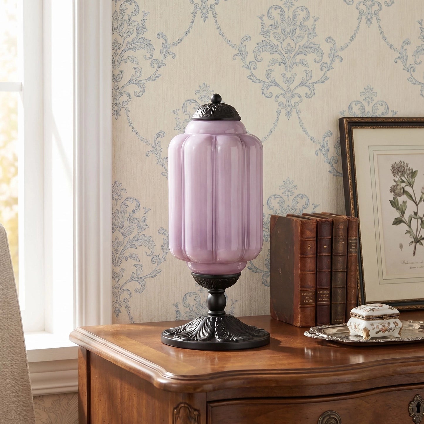 lumi eloise tafellamp in frans retro-stijl, crèmekleurig glas met structuur