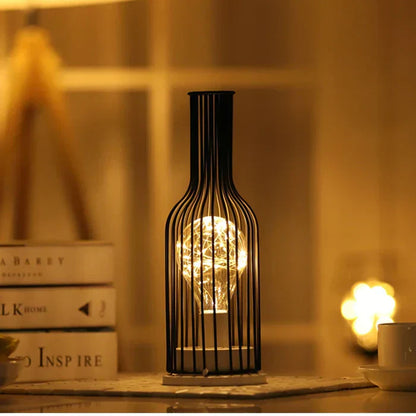 LED tafellamp van metaal met sfeervol warm licht voor woonkamer of slaapkamer