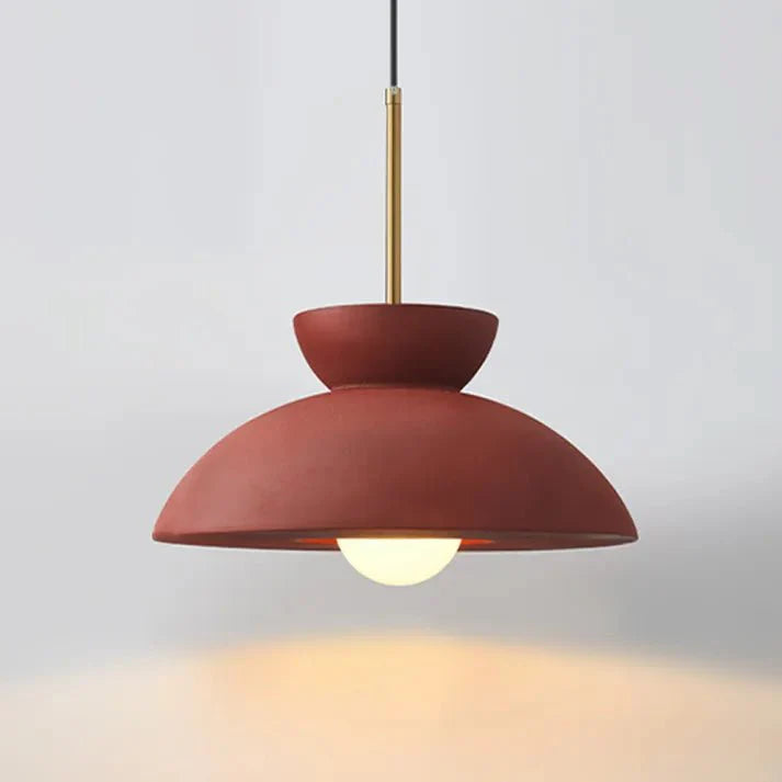 stijlvolle scandinavische augustus hanglamp voor een elegante eetkamer