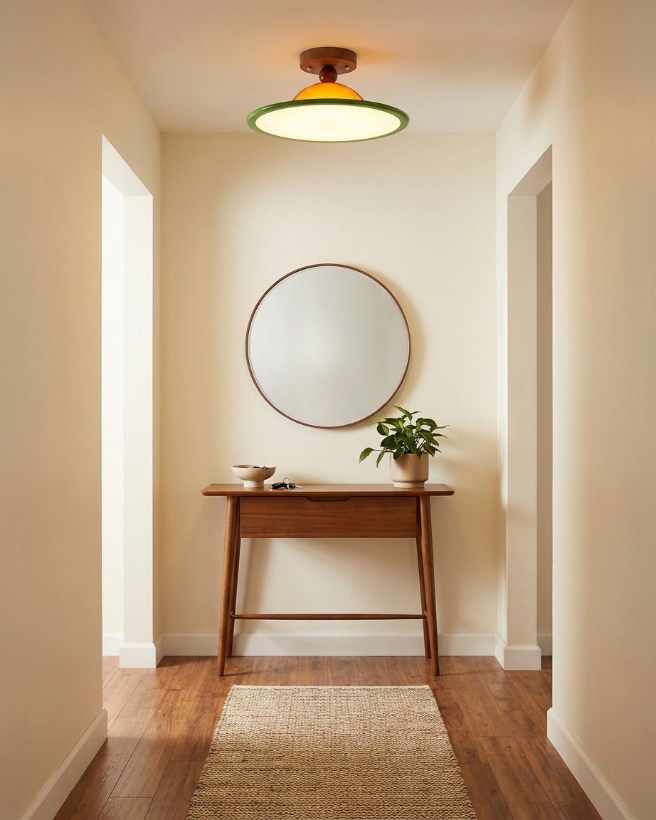 Plafondlamp in strak modern design met ingebouwde led en houtlook detail