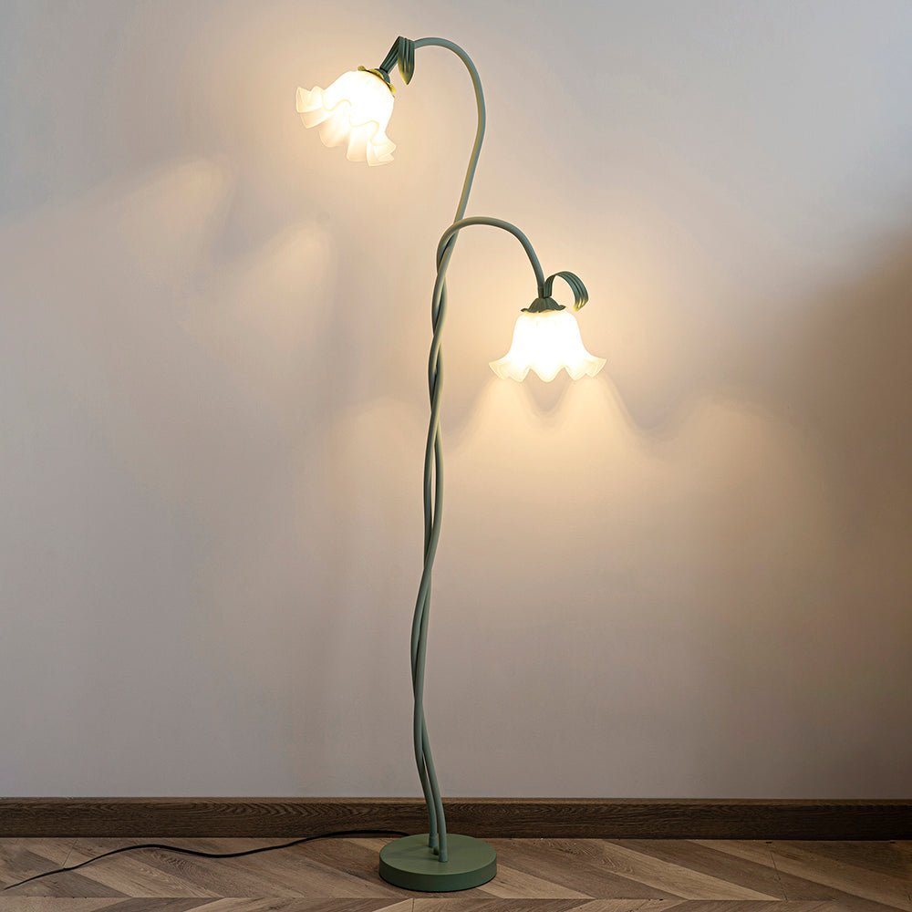 elegante calla bloemen vloerlamp voor een sfeervolle interieurverlichting