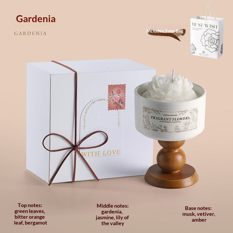 geurkaars cadeauset met bloemvormig design