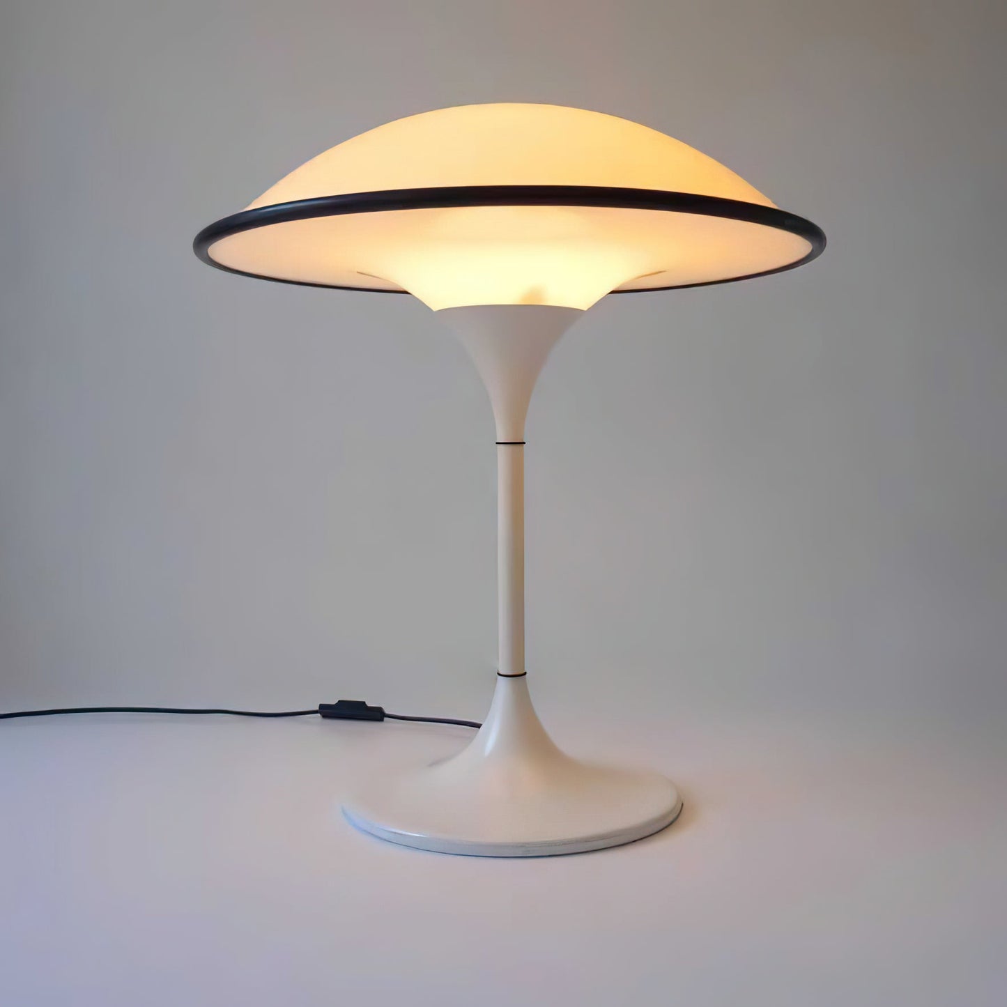 elegante fontana tafellamp voor een sfeervolle verlichting