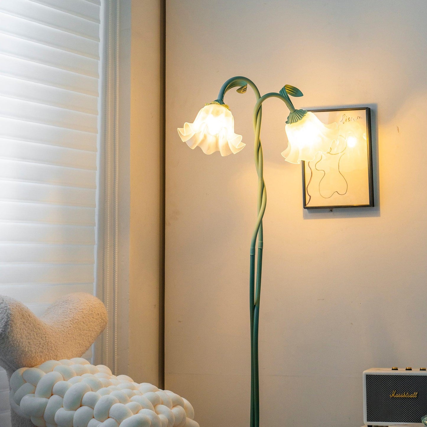 elegante calla bloemen vloerlamp voor een sfeervolle interieurverlichting