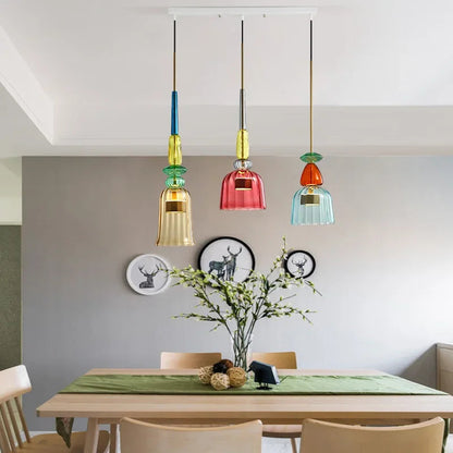 Moderne glazen hanglamp voor woonkamer of eetkamer
