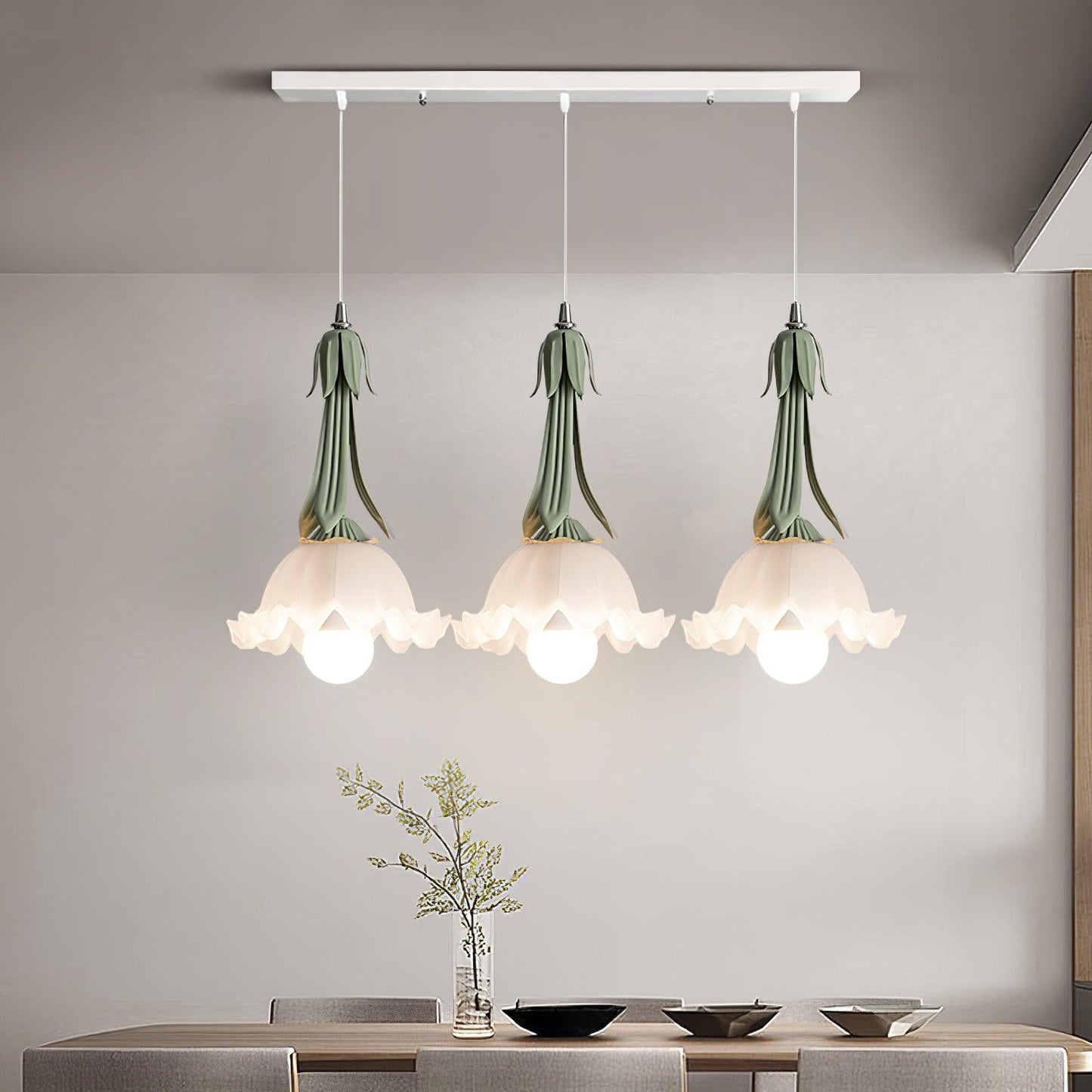 elegante lelietjes-van-dalen hanglamp voor een sfeervolle verlichting