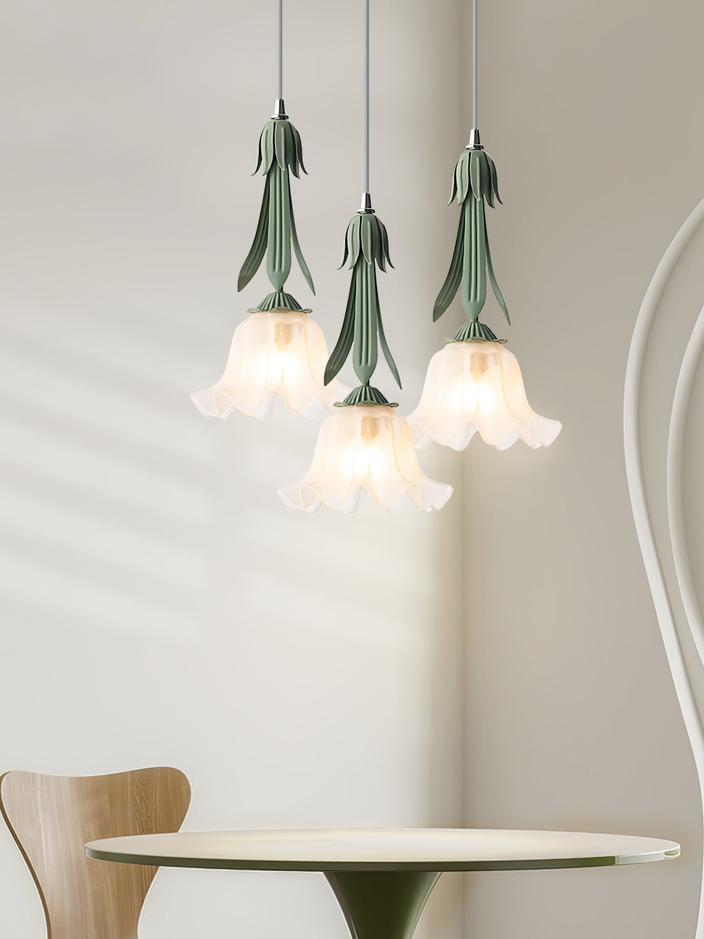 elegante lelietjes-van-dalen hanglamp voor een sfeervolle verlichting