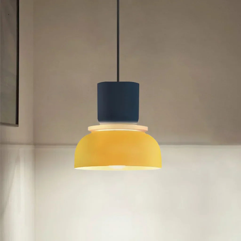 dulcy scandinavische hanglamp met kleurblokstijl