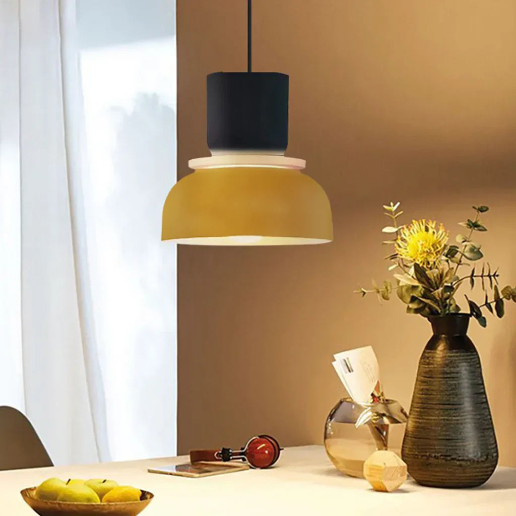 dulcy scandinavische hanglamp met kleurblokstijl