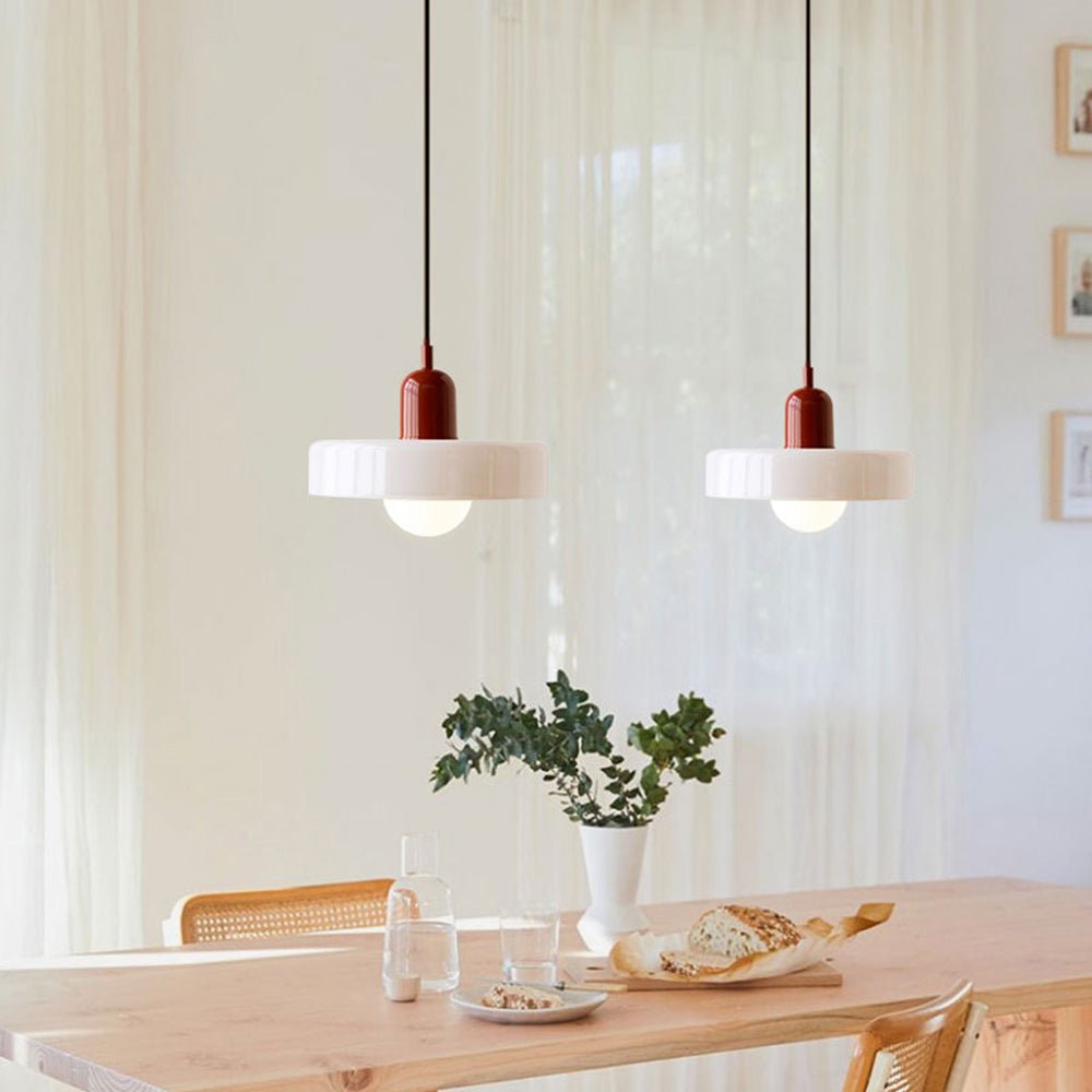 stijlvolle bauhaus hanglamp van elegante kleurige glas