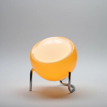 Ronde glazen lampenkap van de tafellamp met zacht warm ledlicht