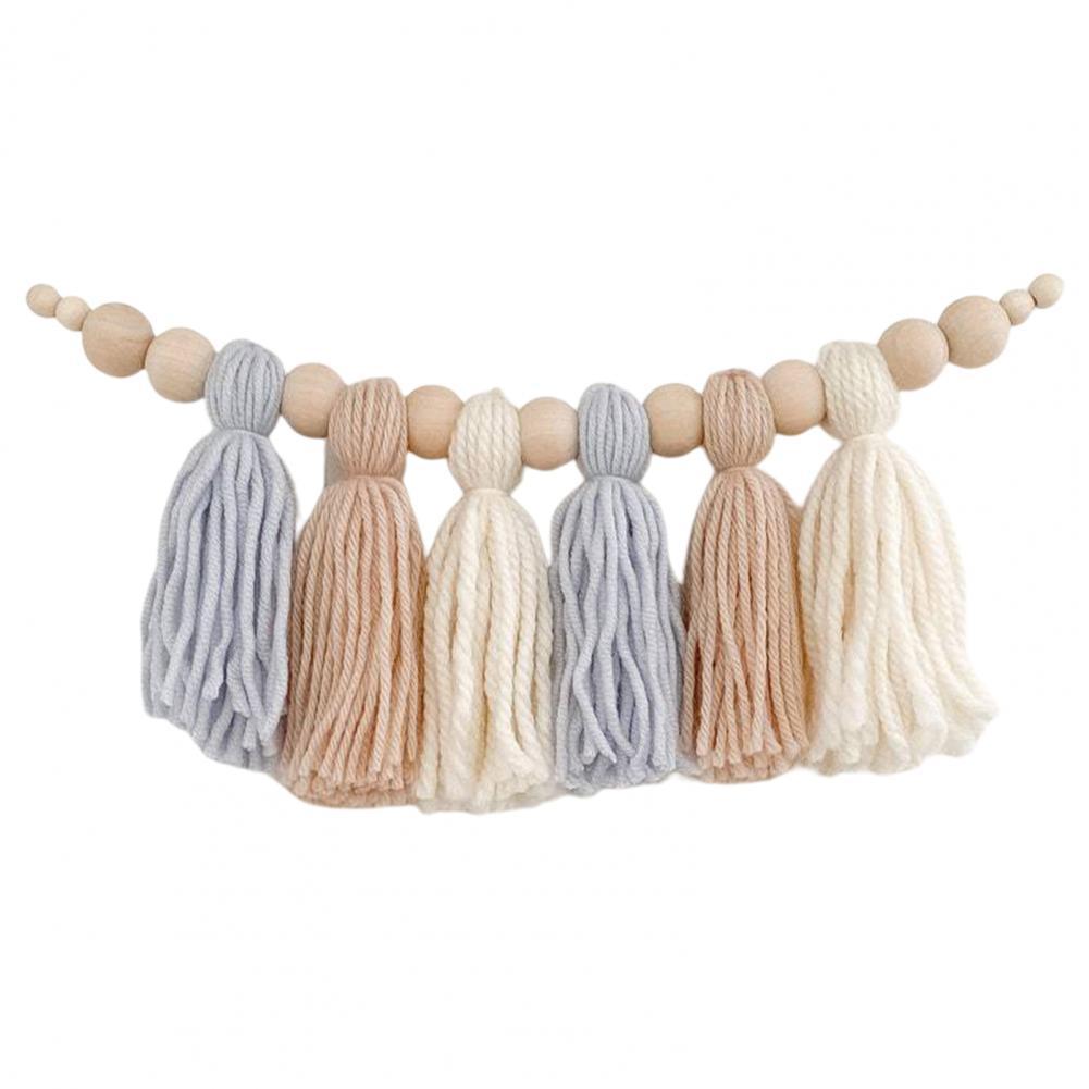 houten kralenslinger voor babykamerdecoratie