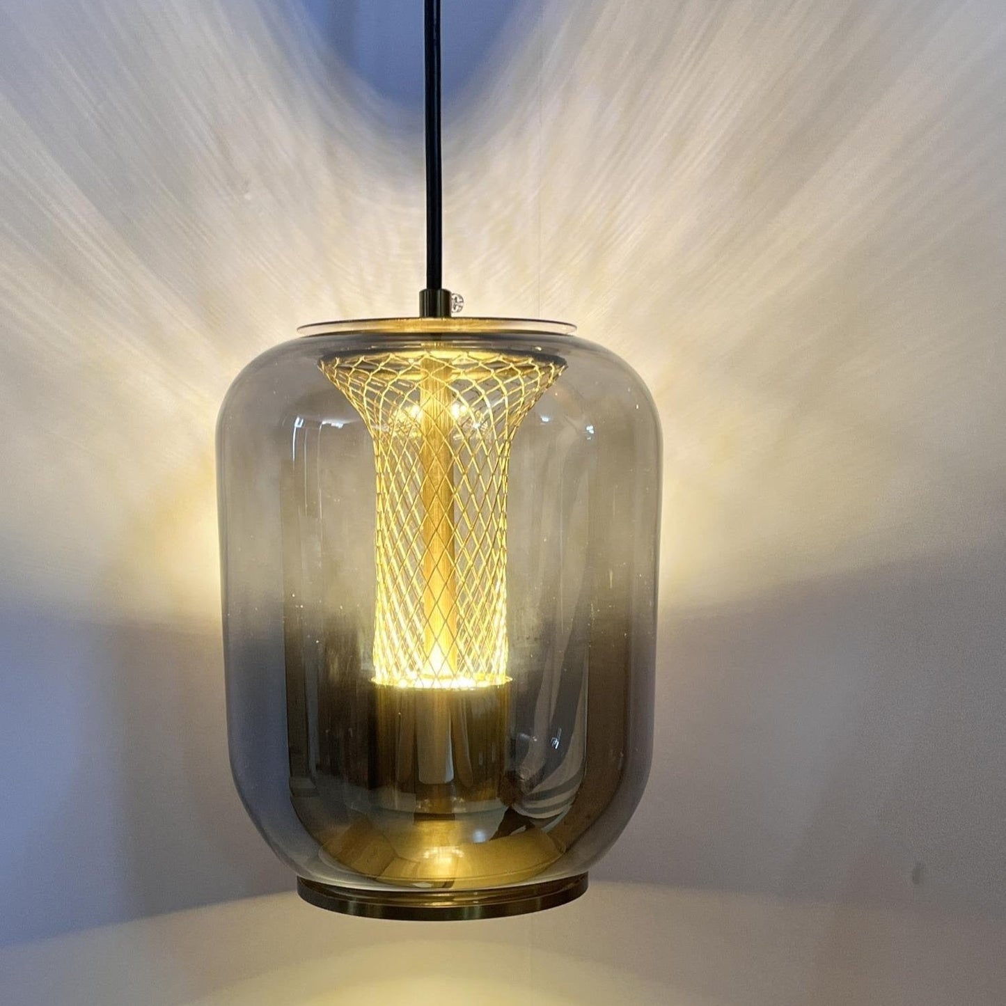 elegante savannah glazen hanglampen voor een chic interieur