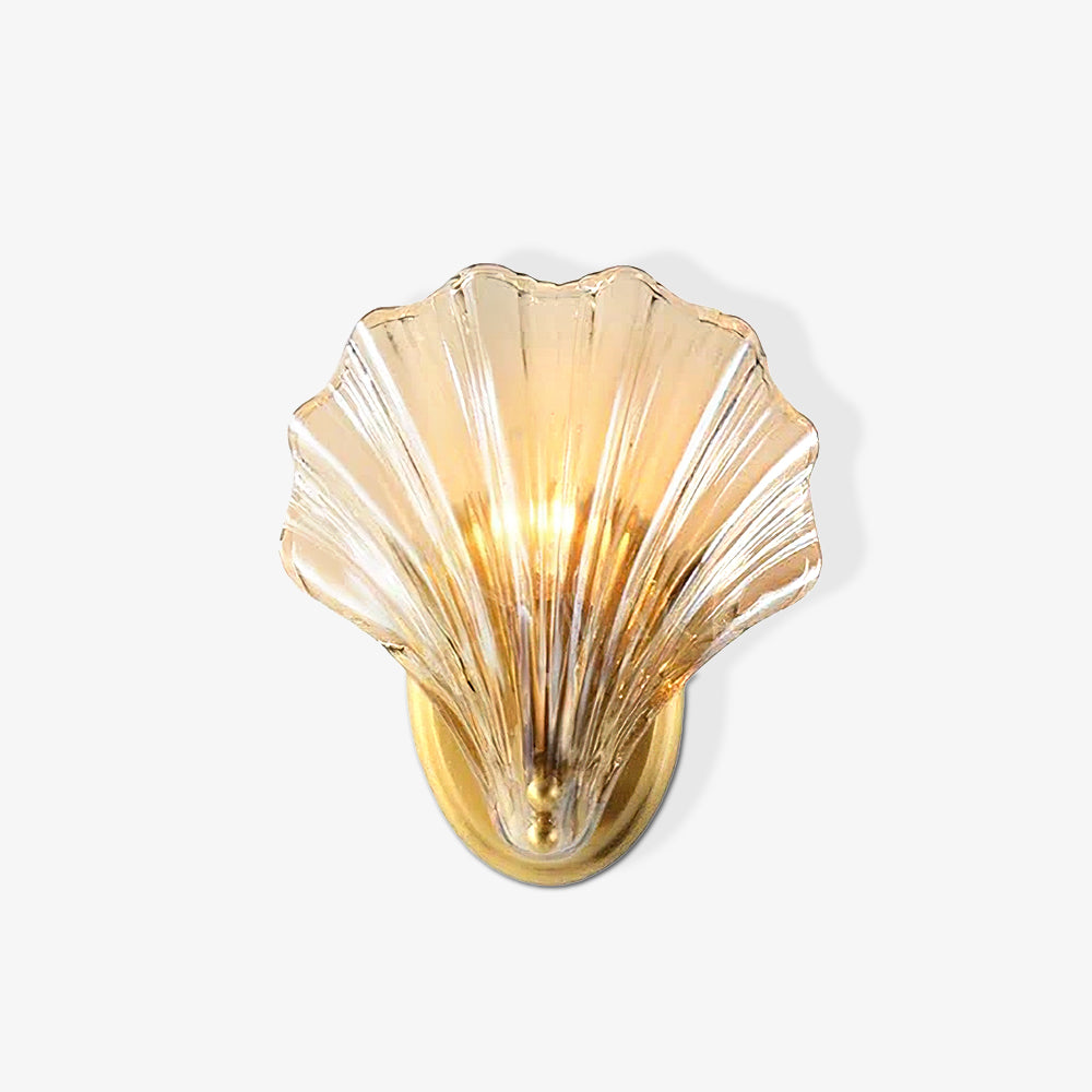 elegante wandlamp in schelpdesign