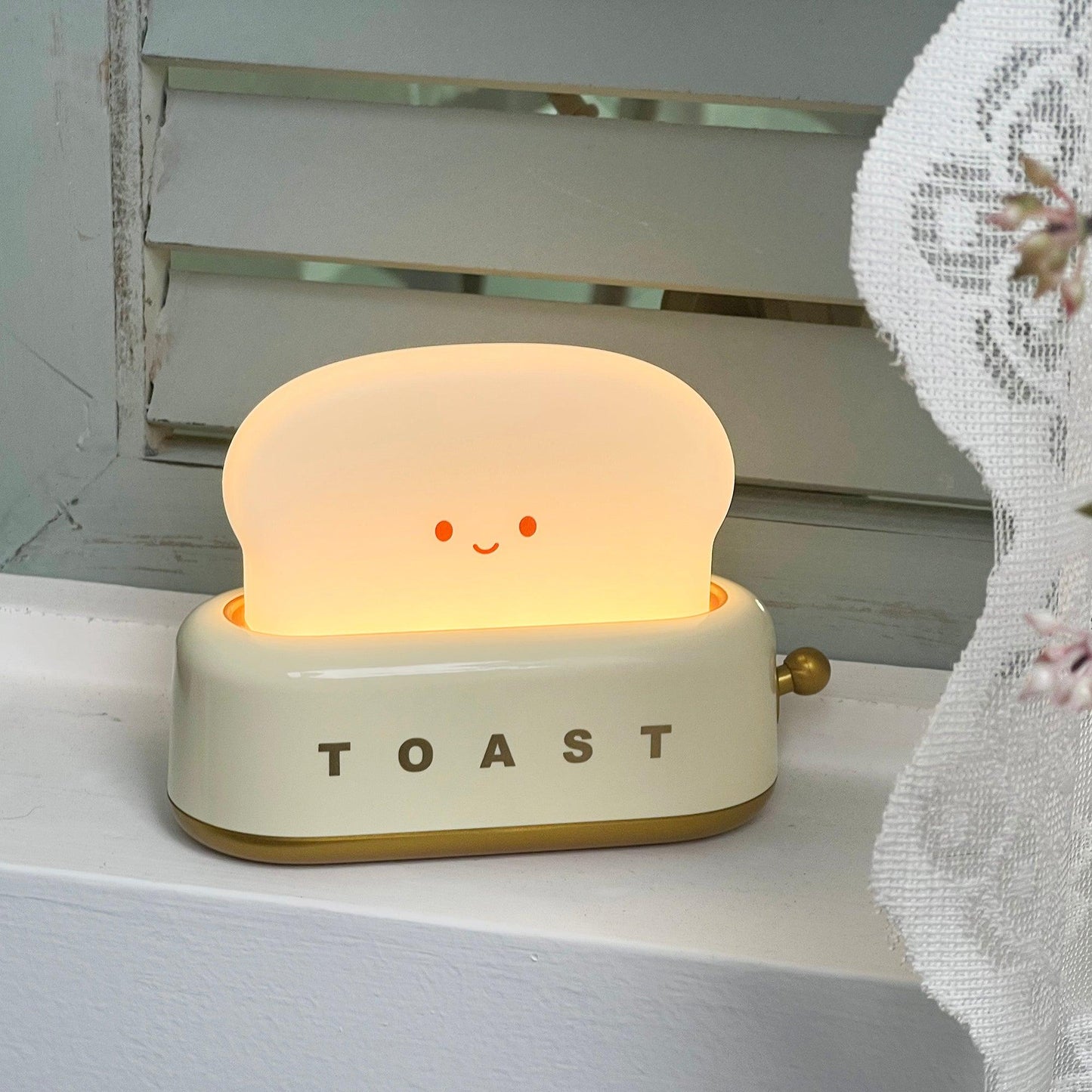 stylish toaster table lamp with built-in battery