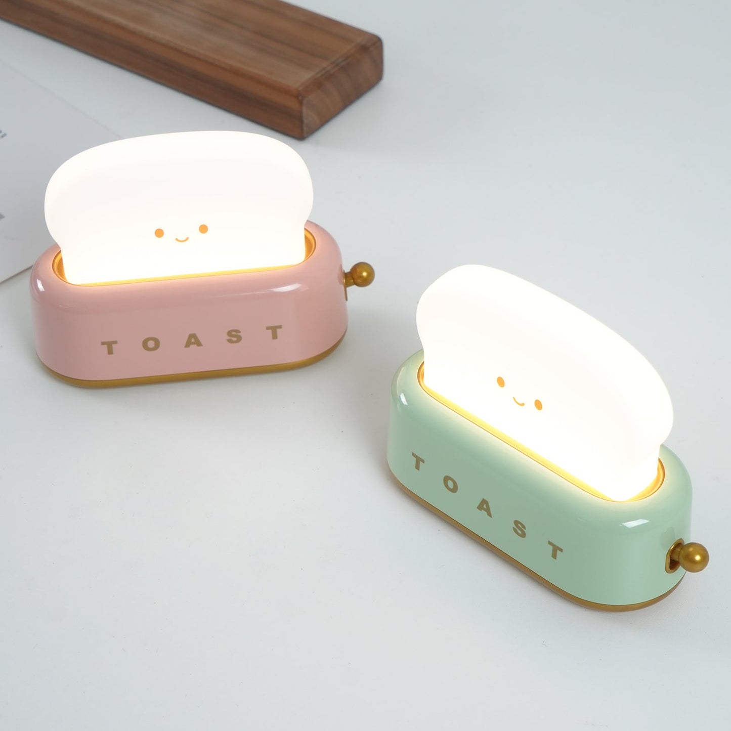 stylish toaster table lamp with built-in battery