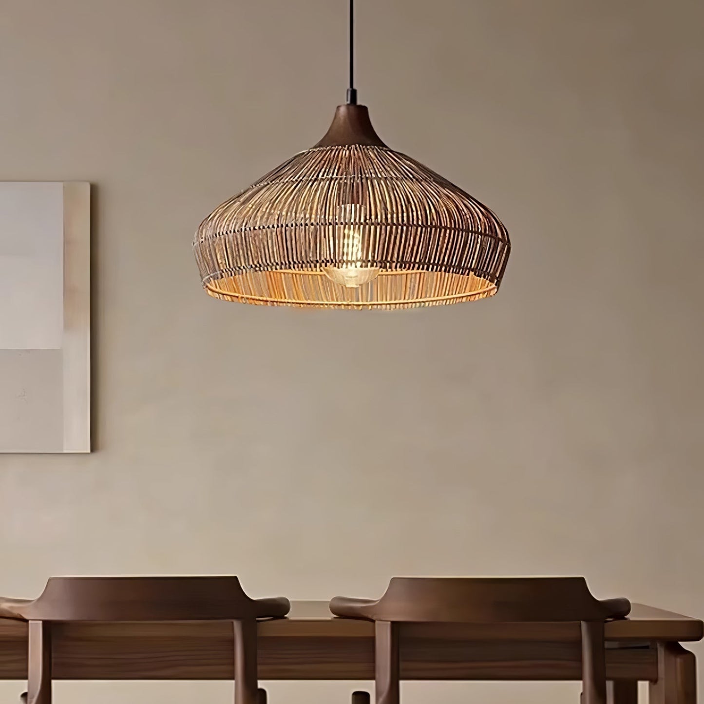 stijlvolle rotan hanglamp met rieten accenten