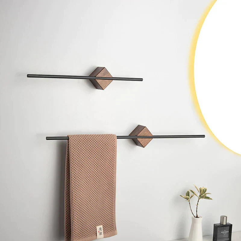 Handdoekhouder voor de badkamer met ruimte voor één of meerdere handdoeken