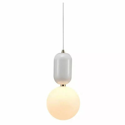 Moderne Ballen Hanglamp voor een Strak Interieur