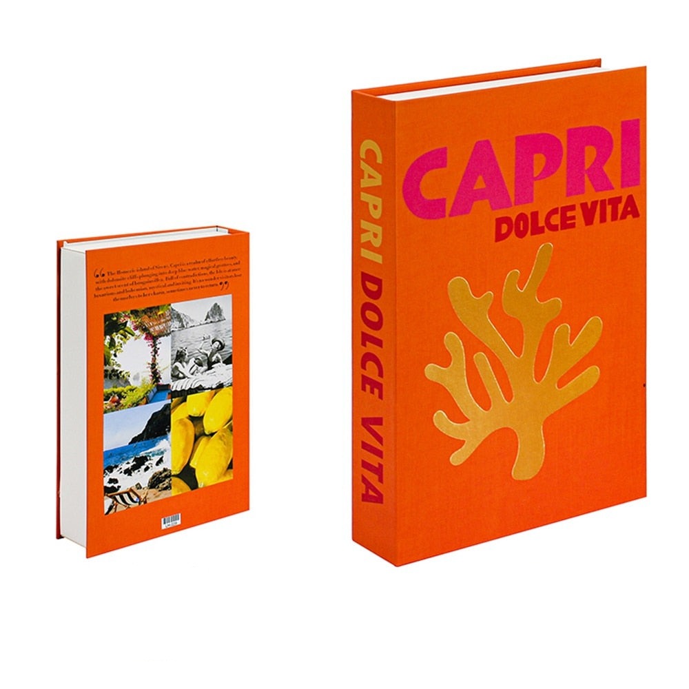 Decoratieve boeken netjes geschikt voor een boekenkast