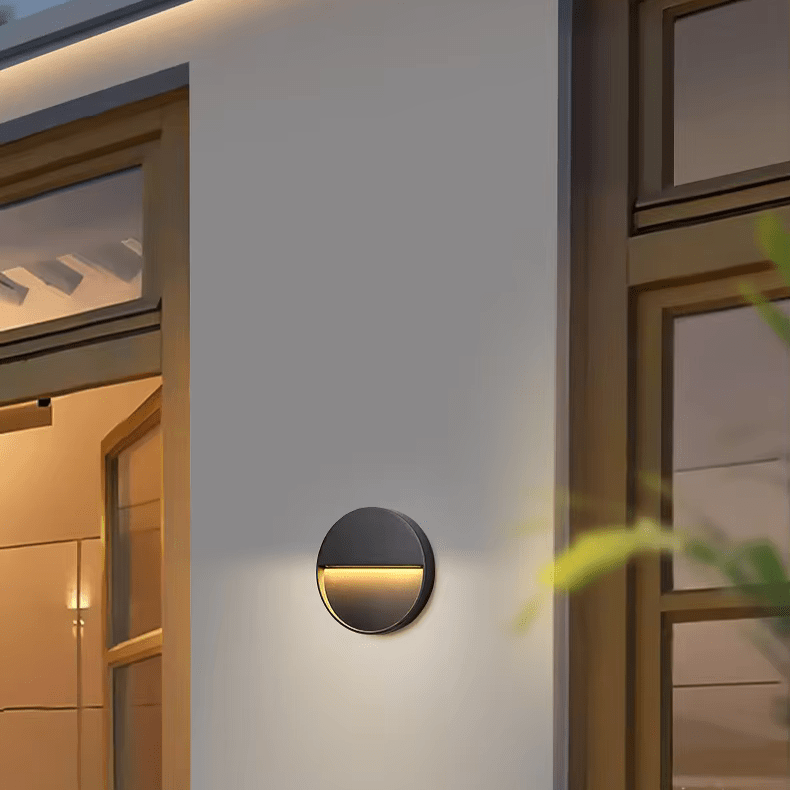 elegante wandlamp voor het trappenhuis