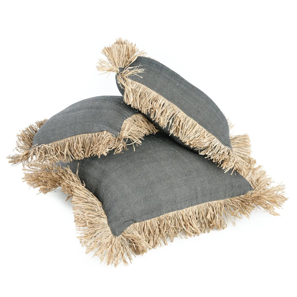 the cotton bonita cushion cover - black natural - 30x50