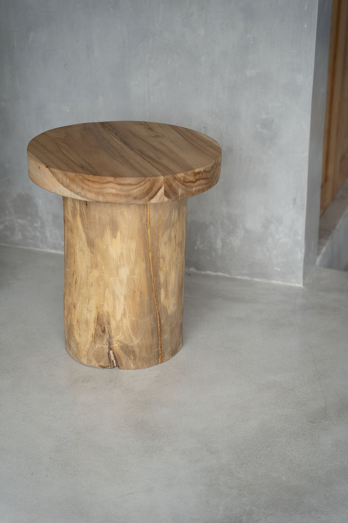 the inti side table - natural