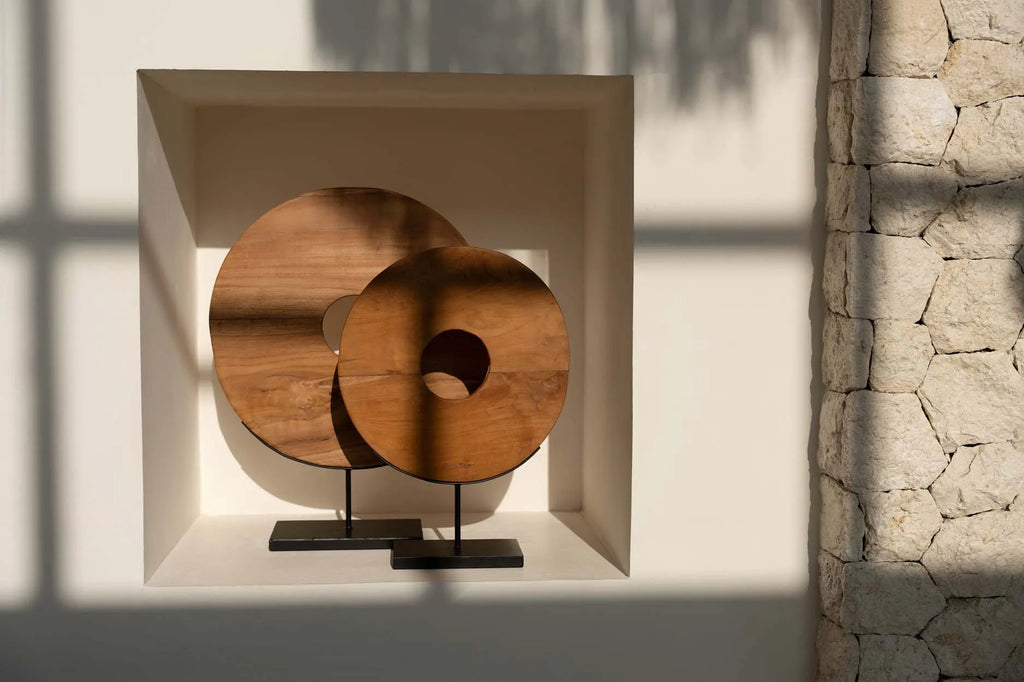 the teak disc on stand - m