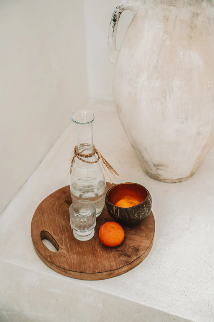 the teak root cutting board - m