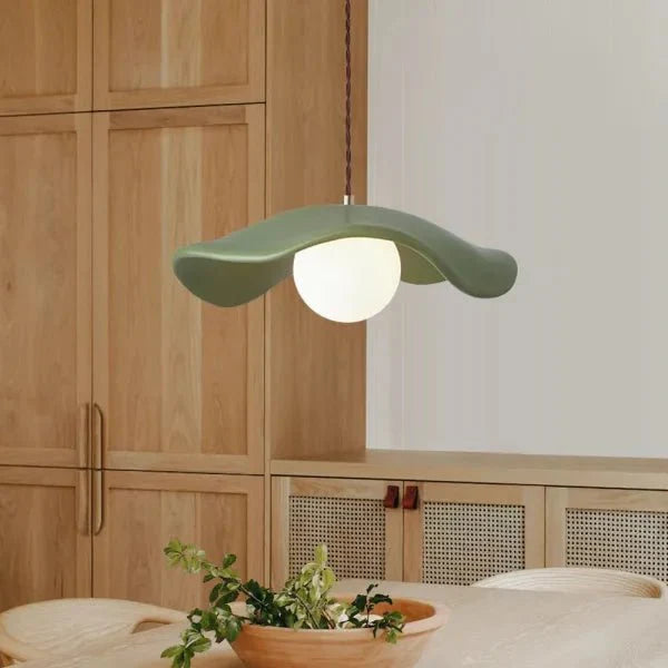 unieke wabi sabi eetkamer hanglamp met prachtige lotusbladeren