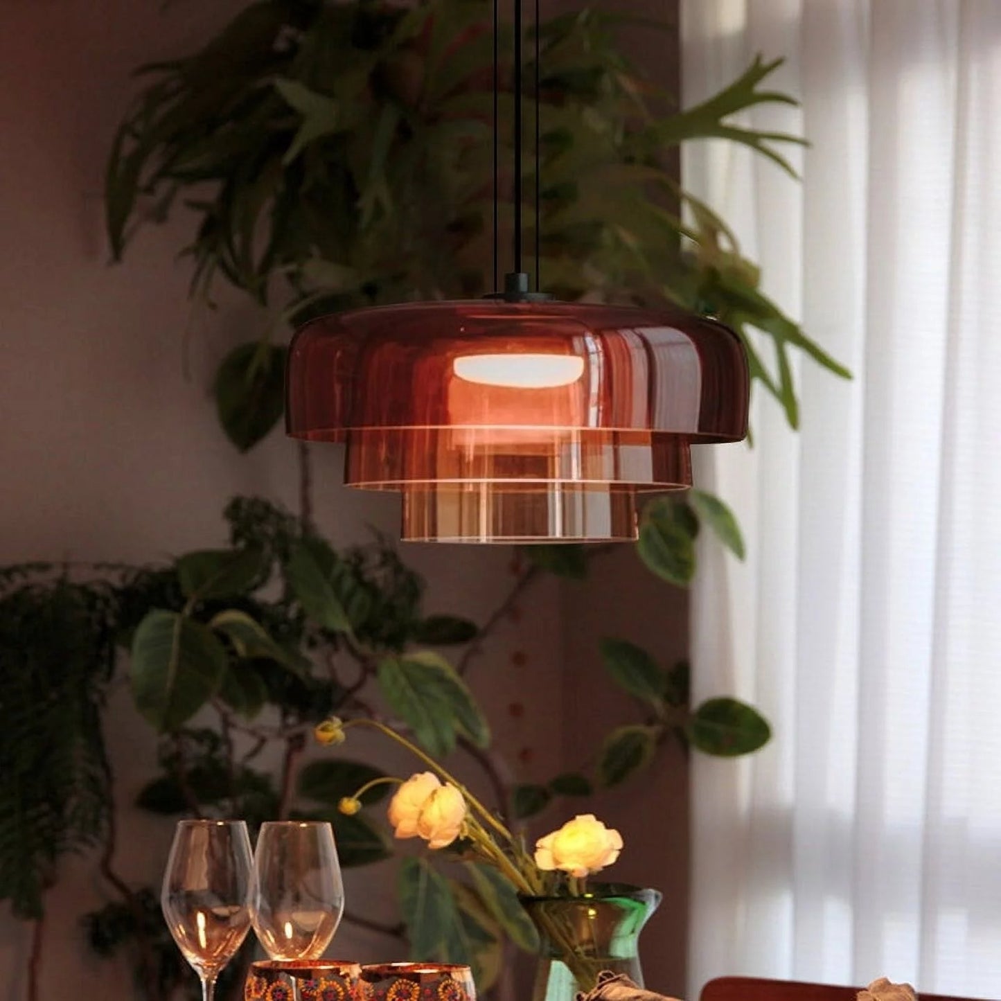 elegante hanglamp in noors glas