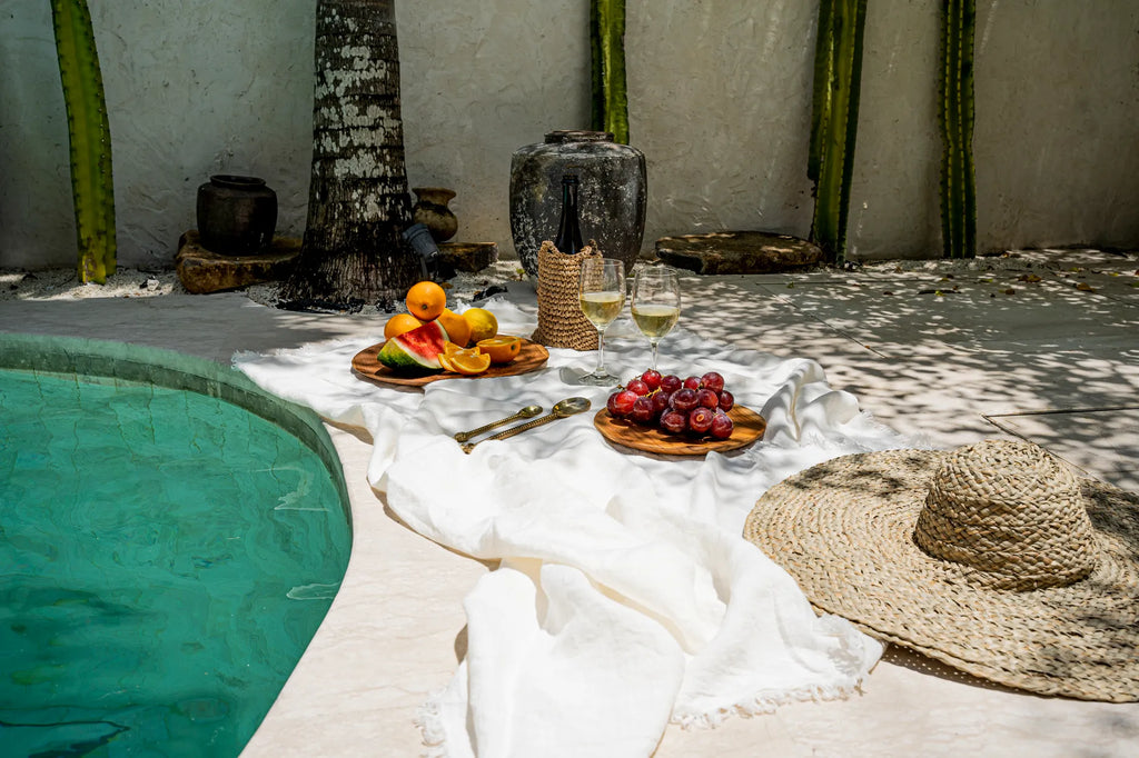 the linen tablecloth - white - 150x250