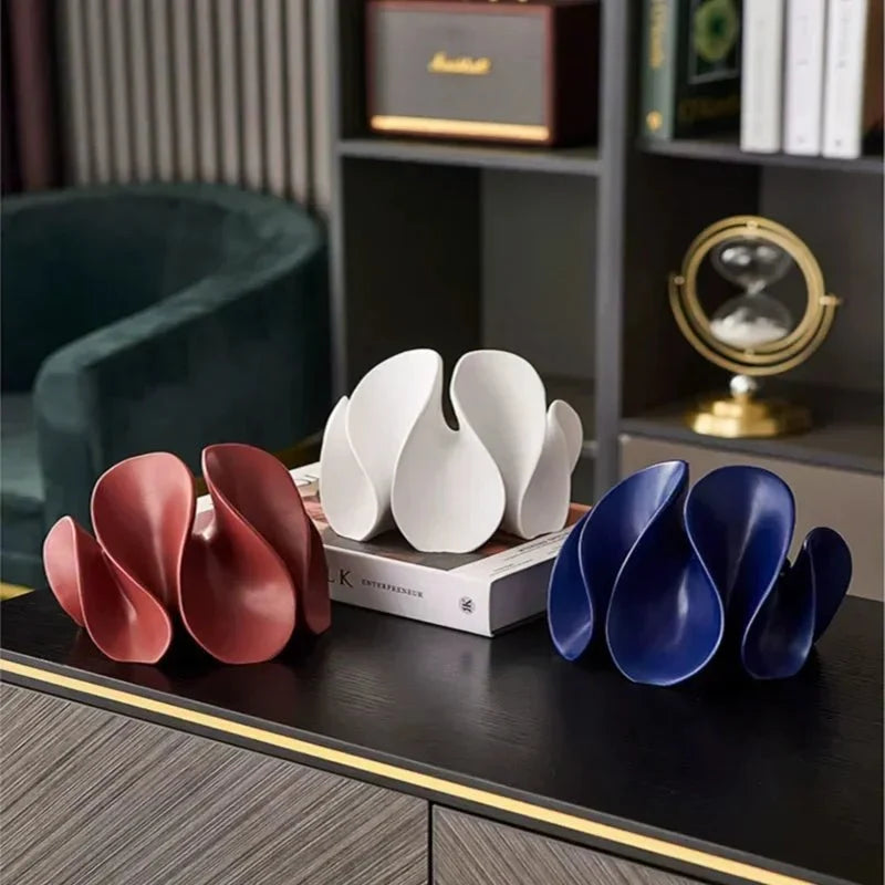 moderne sculptuur voor op een tafel of kast