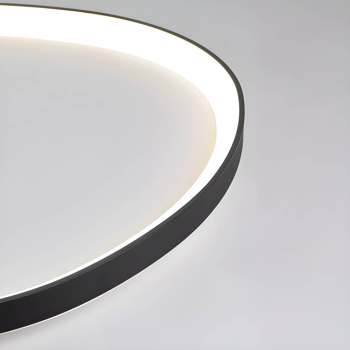 elegante dauwkleurige plafondlamp voor een sfeervolle verlichting