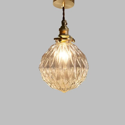 Elegante glazen hanglamp met sprankelende kristallen