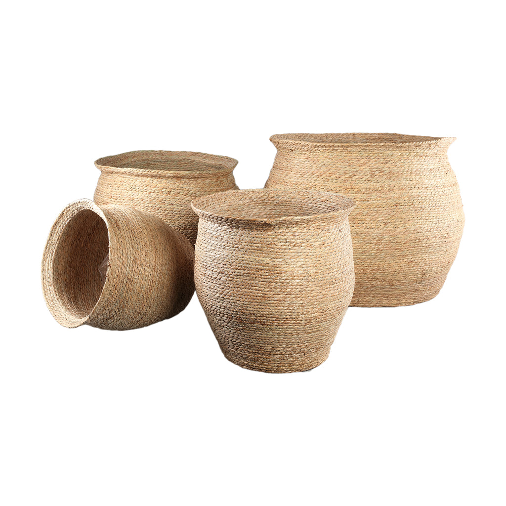 translate "korbin brown seagrass round basket taps sv4" to dutch.