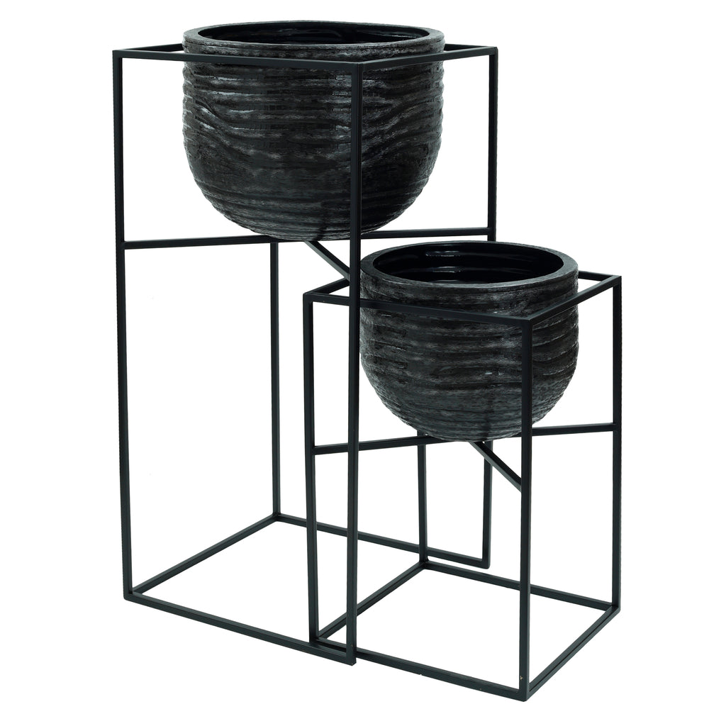 lesley black brush alu pot on black iron stand sv2.