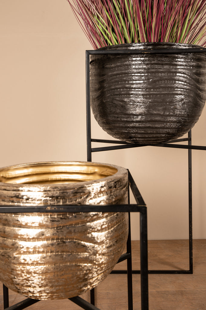 lesley gold brush aluminum pot on black iron stand sv2.