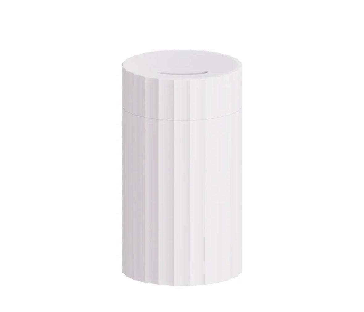 Draagbare ultrasone diffuser voor etherische olie in een interieur
