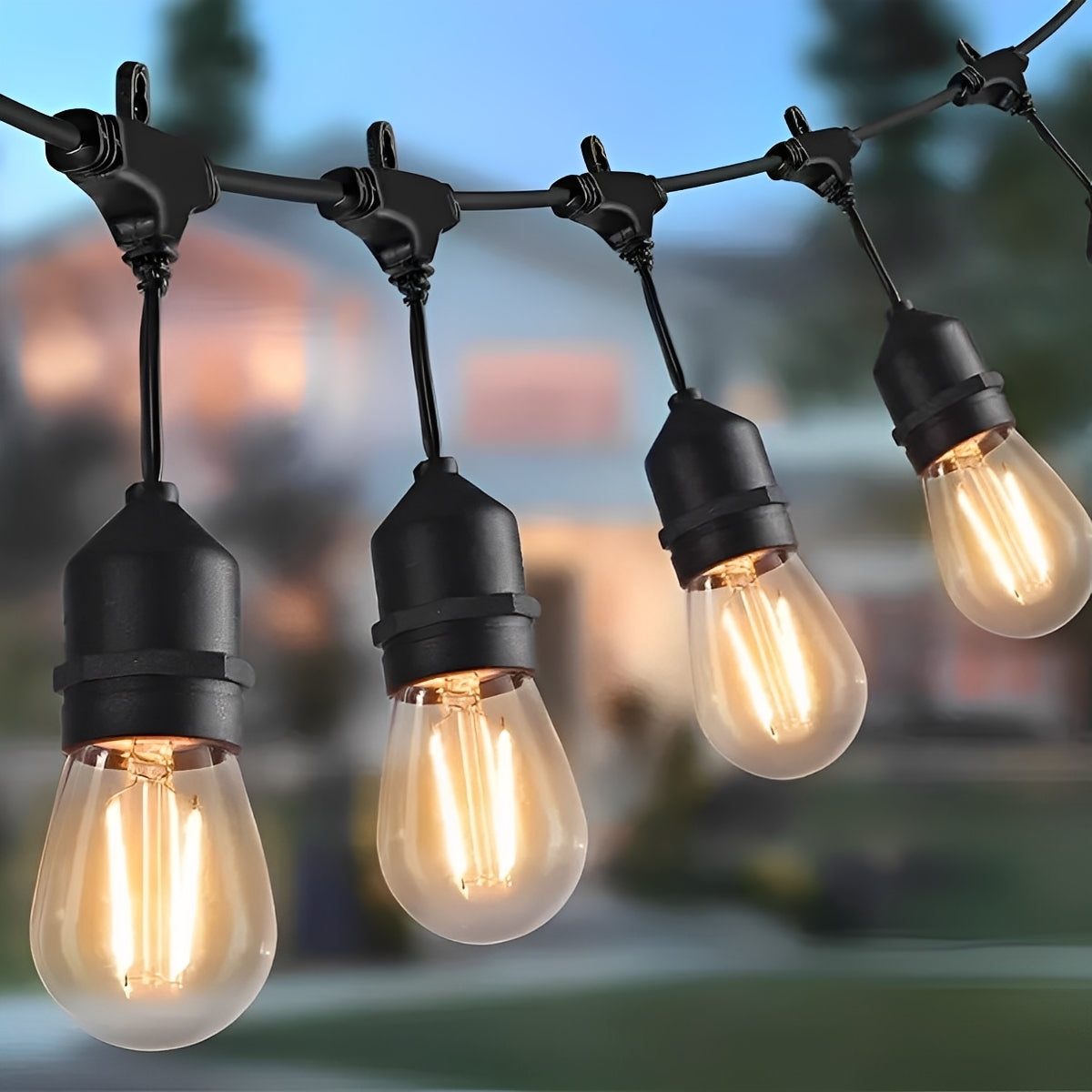 Led lichtsnoer op zonne-energie als weerbestendige tuinverlichting