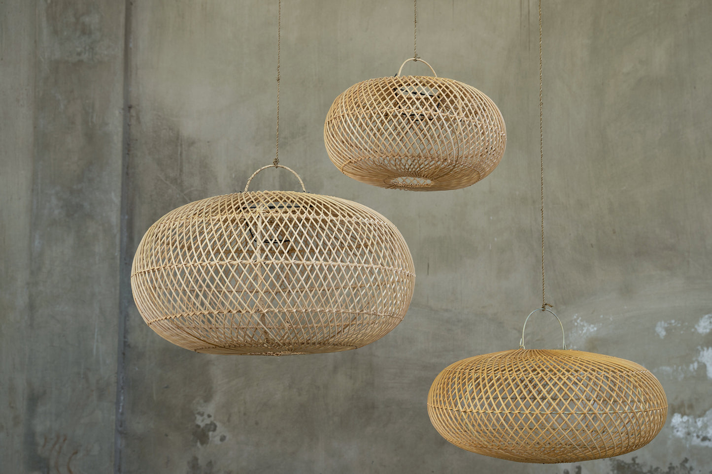 the wholly hanging lamp - natural - m