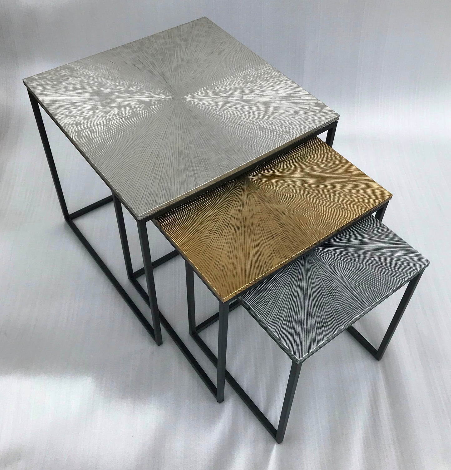 salontafel fletcher vierkant - 48x48x45 - zilver/goud/grijs - aluminium/ijzer